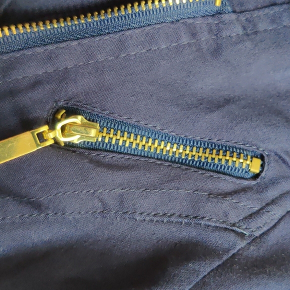 Cropped Jacket - Picture 3 of 5